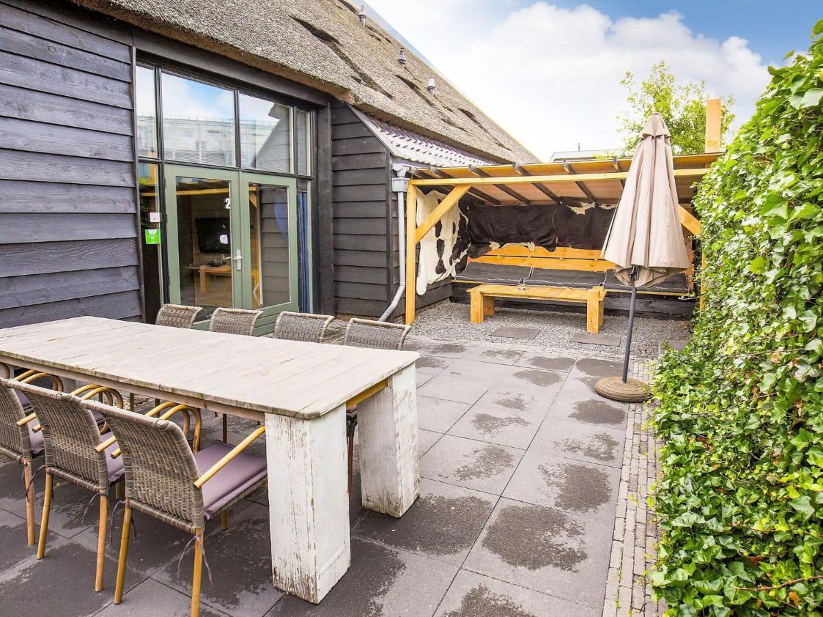 Traditional Farmhouse In Egmond Aan Den Hoef With Sauna Villa Rinnegom Exterior photo
